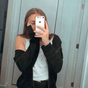 Meet your Posher, Brea